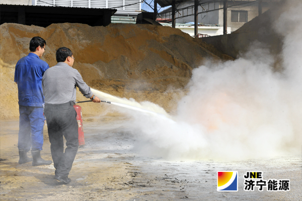 运河煤矿举办消防演习活动