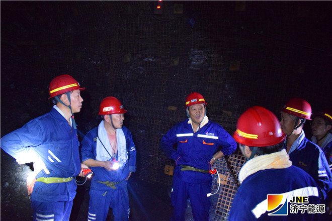1537491129129069.jpg 2018年9月20日,张广宇到金桥煤矿督导工作(孙欢 摄)_副本.jpg
