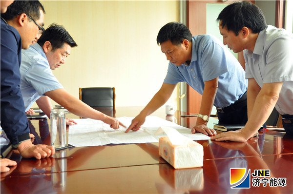 1537664914386511.jpg 花园煤矿摄影:9月20日张广宇总经理到花园煤矿调研指导工作(柏鸥) (1)_副本.jpg