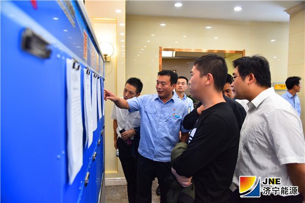 1537664978998423.jpg 2018年9月19日,陕西省神木市48家企业领导到金源煤矿交流学习(徐帅)(2)_副本.jpg