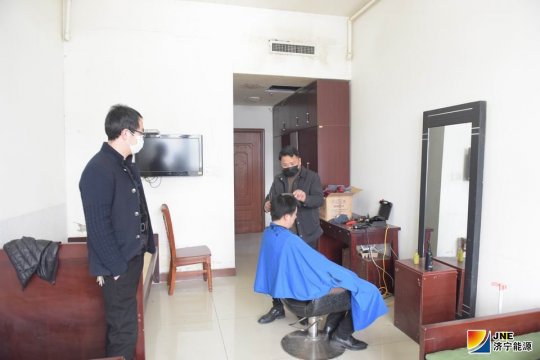 霄云煤矿：一暖心举措倍受职工点赞