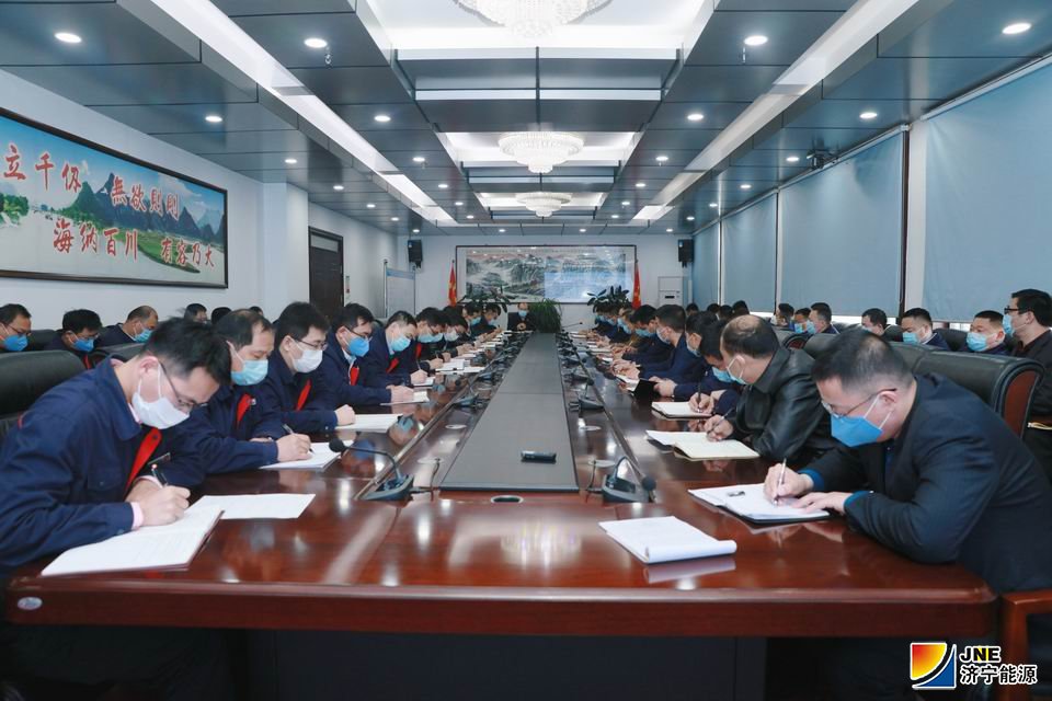 1587627543549384.jpg 4月22日,马金平到阳城煤矿检查指导安全生产工作.JPG