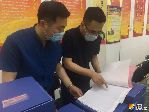 运河煤矿有了矿务、区务、班务信息公开监督员