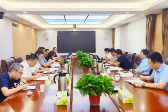 张广宇带队到市港航事业发展中心座谈交流