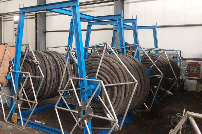 1630310767874616.jpg 自制“电缆缠绕机” .jpg