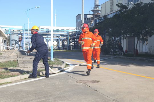 民生热能开展消防宣传日应急演练活动