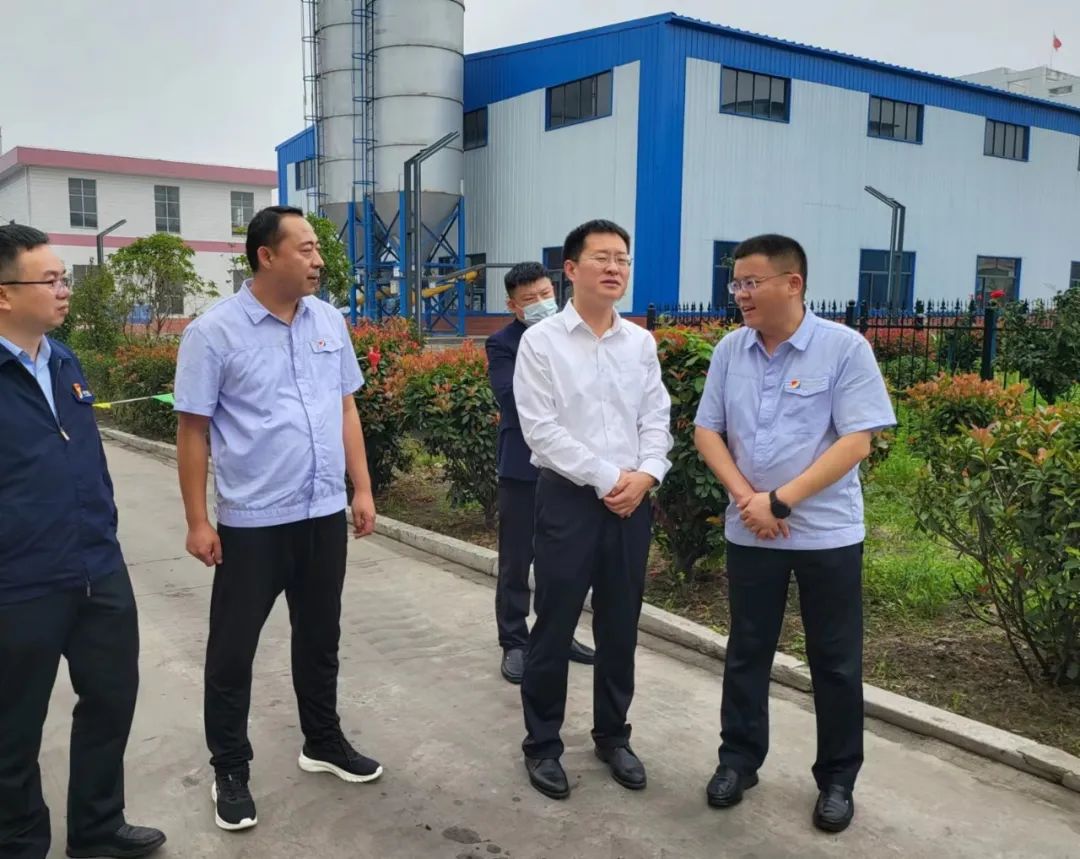 1696126476121242.jpg 640 (5).jpg