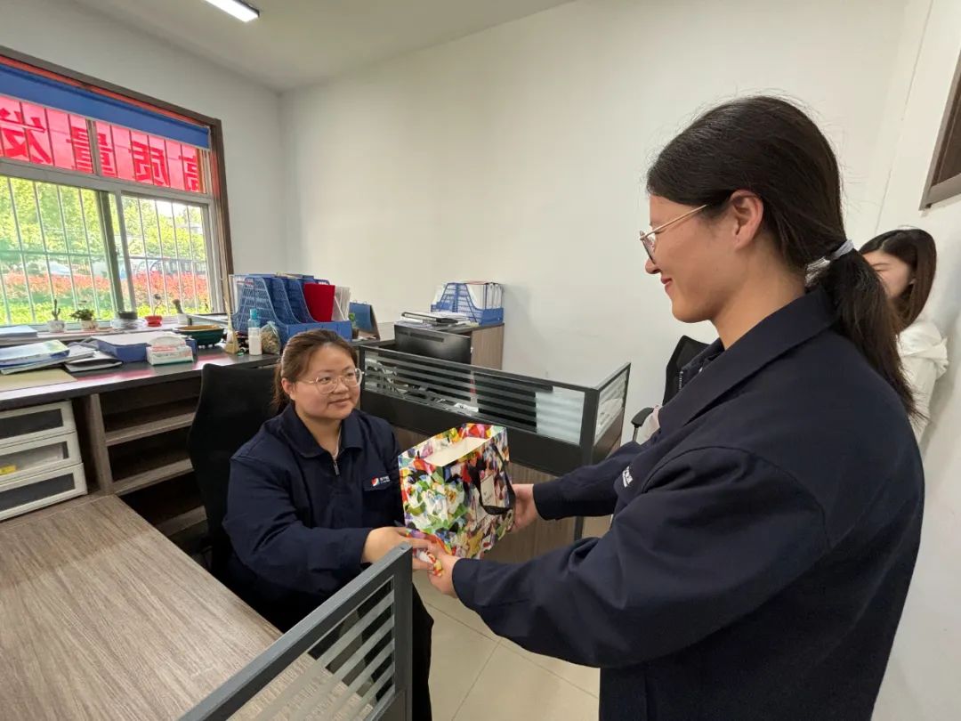 1714728263141789.jpg 001.jpg