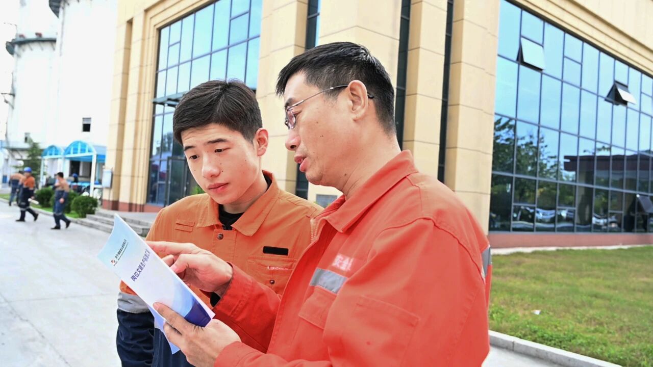 1763108966109860.jpg 475263566ff96f80a2ed21f82c593eac.jpg